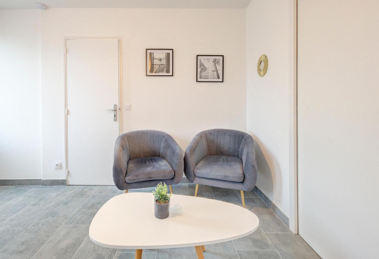 Les Forges 2 Pieces Rdc Apartment Avoine Exterior foto